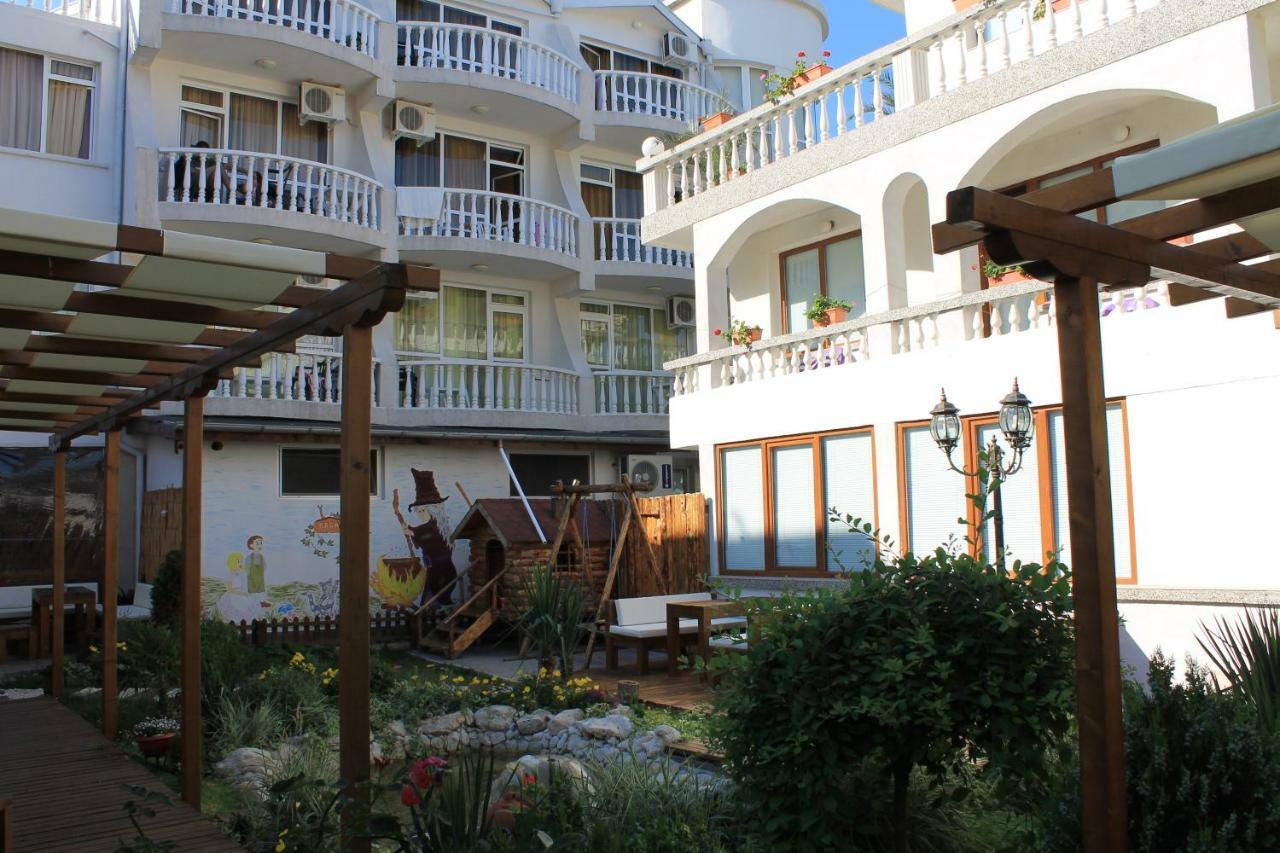 Hotel Yanis Lozenets Ngoại thất bức ảnh