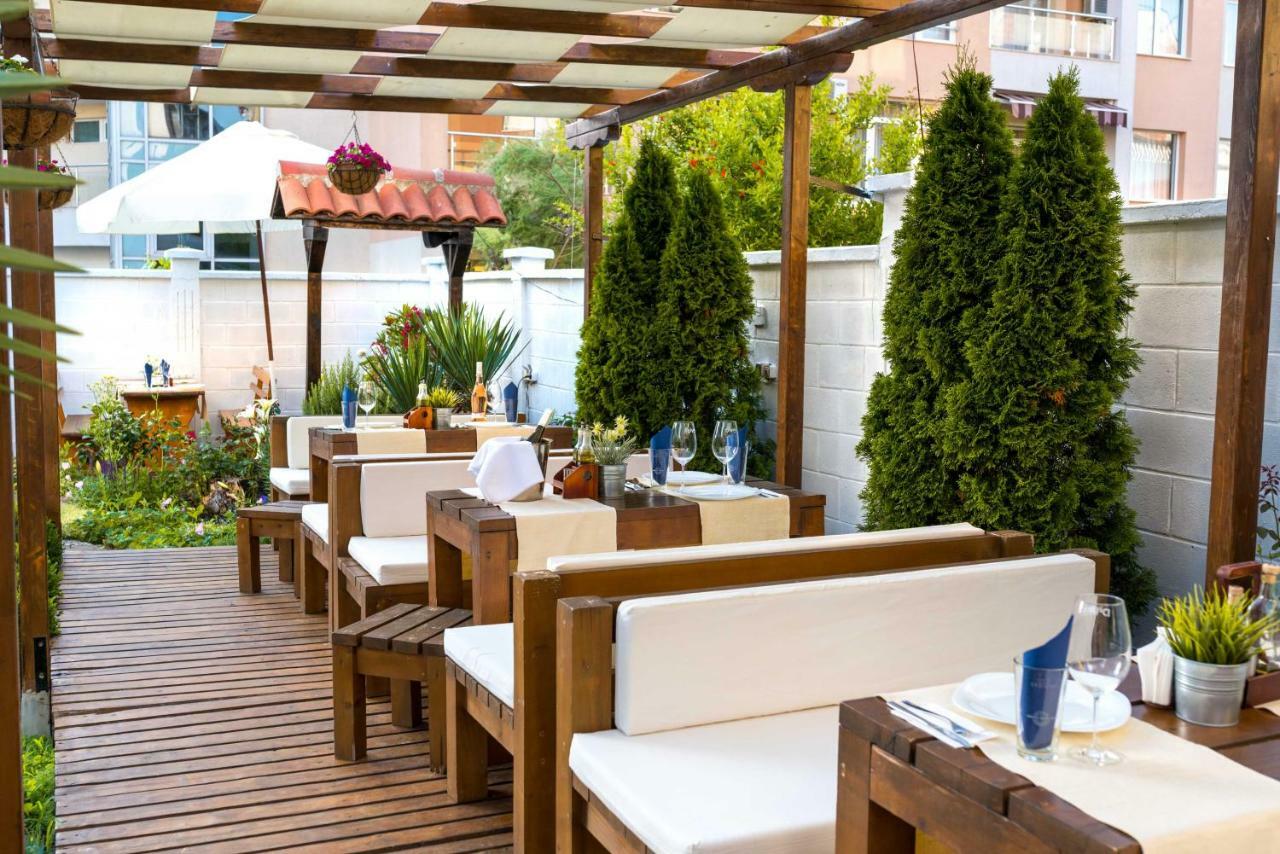 Hotel Yanis Lozenets Ngoại thất bức ảnh